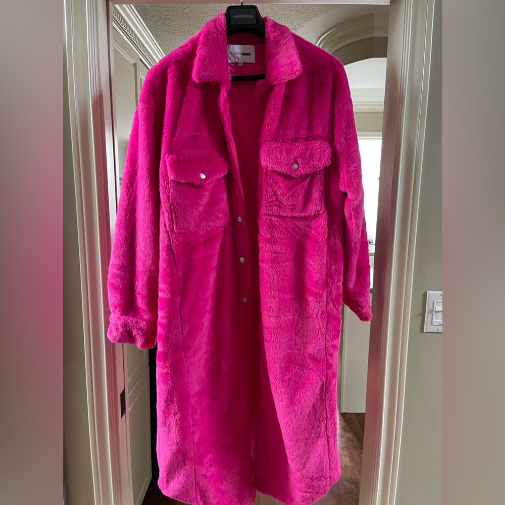 LONG FUZZY TRENCH 💕